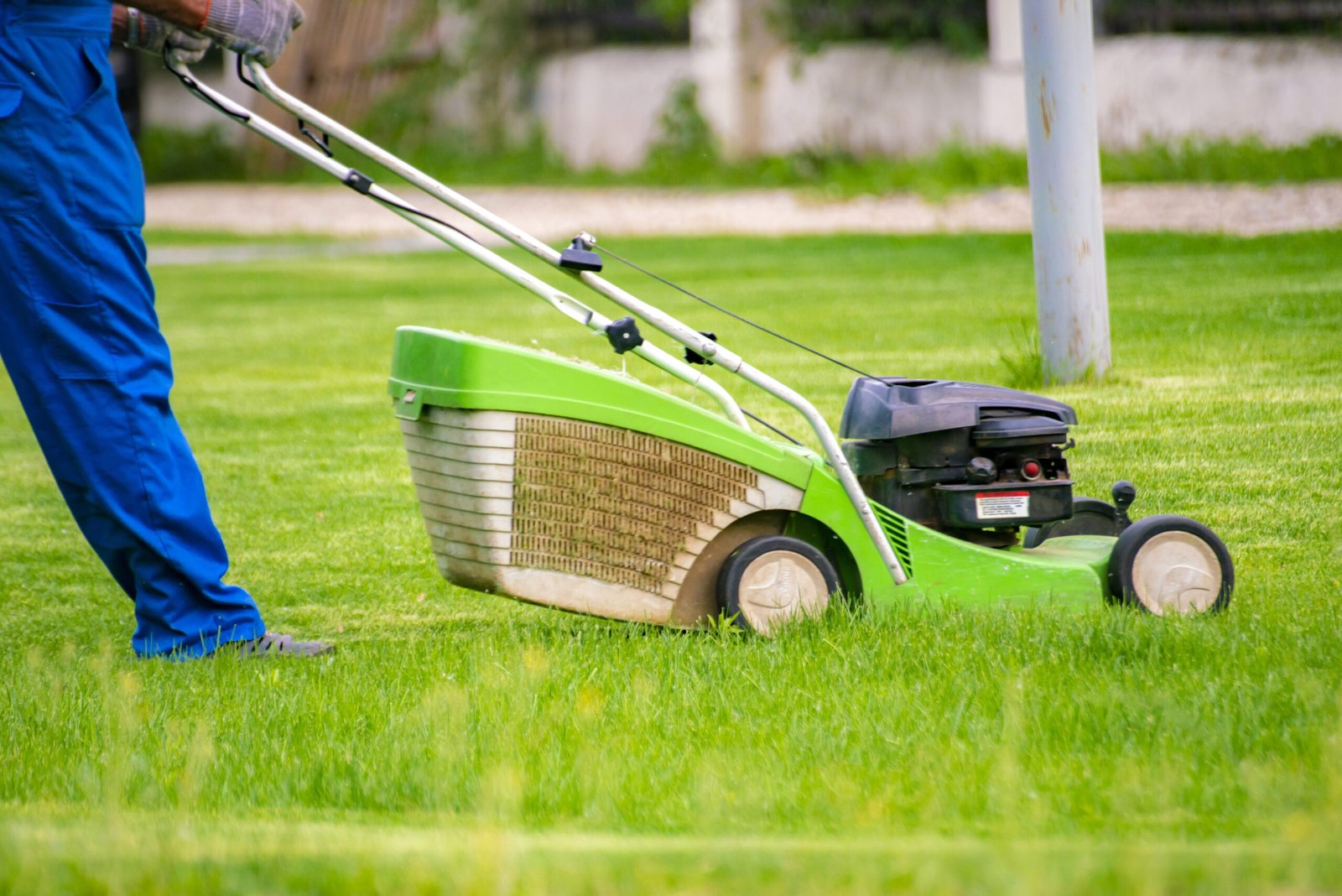 power raking Edmonton